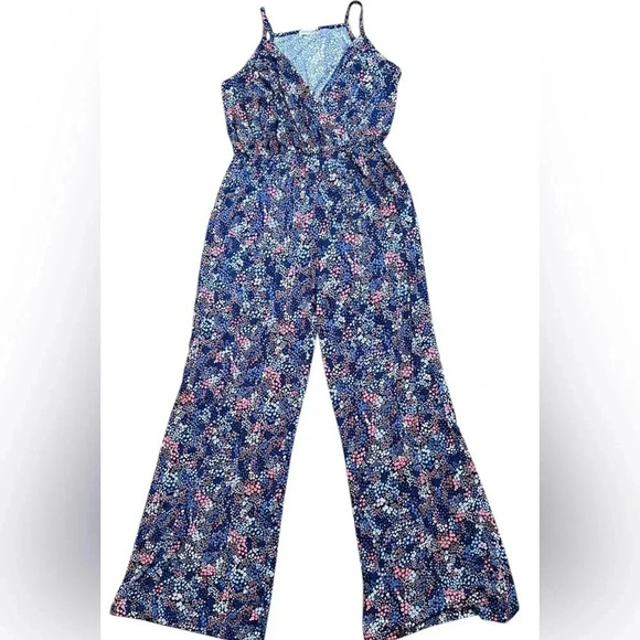 Olivia Grey Pants - Olivia Grey Navy Floral Printed Jumpsuit Flare leg Romper NWT size M